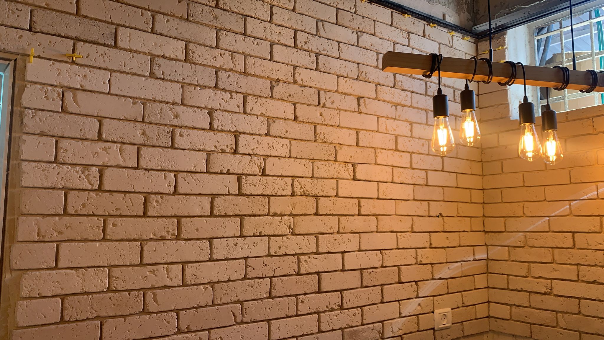 בריק בעיצוב ייחודי לשוחרי טבע ויופי לחיפוי פנים וגם חוץ